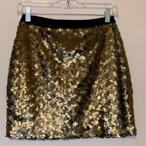Oak + Foart, mini skirt, gold sequins, NWT, size XS, party, festival, holiday